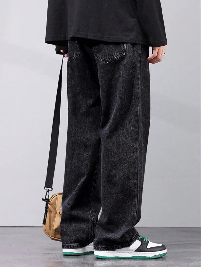 Relaxed Fit Black Jeans Pant - Image 2